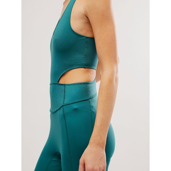 🎉LAST CHANCE🎉 FP MOVEMENT Back It Up Onesie / Pacific - Picture 8 of 10